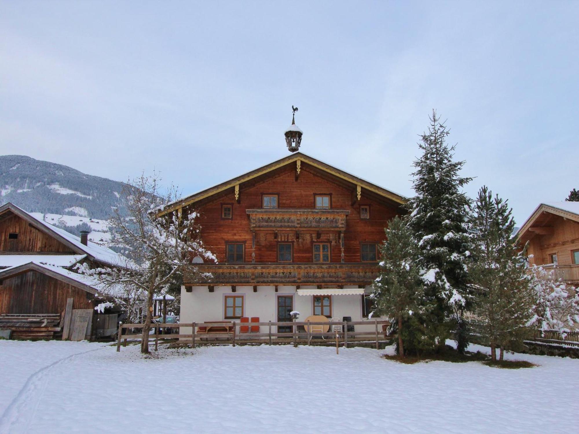 Serene Cottage In Neukirchen Am Gro Venediger Neukirchen am Großvenediger 외부 사진