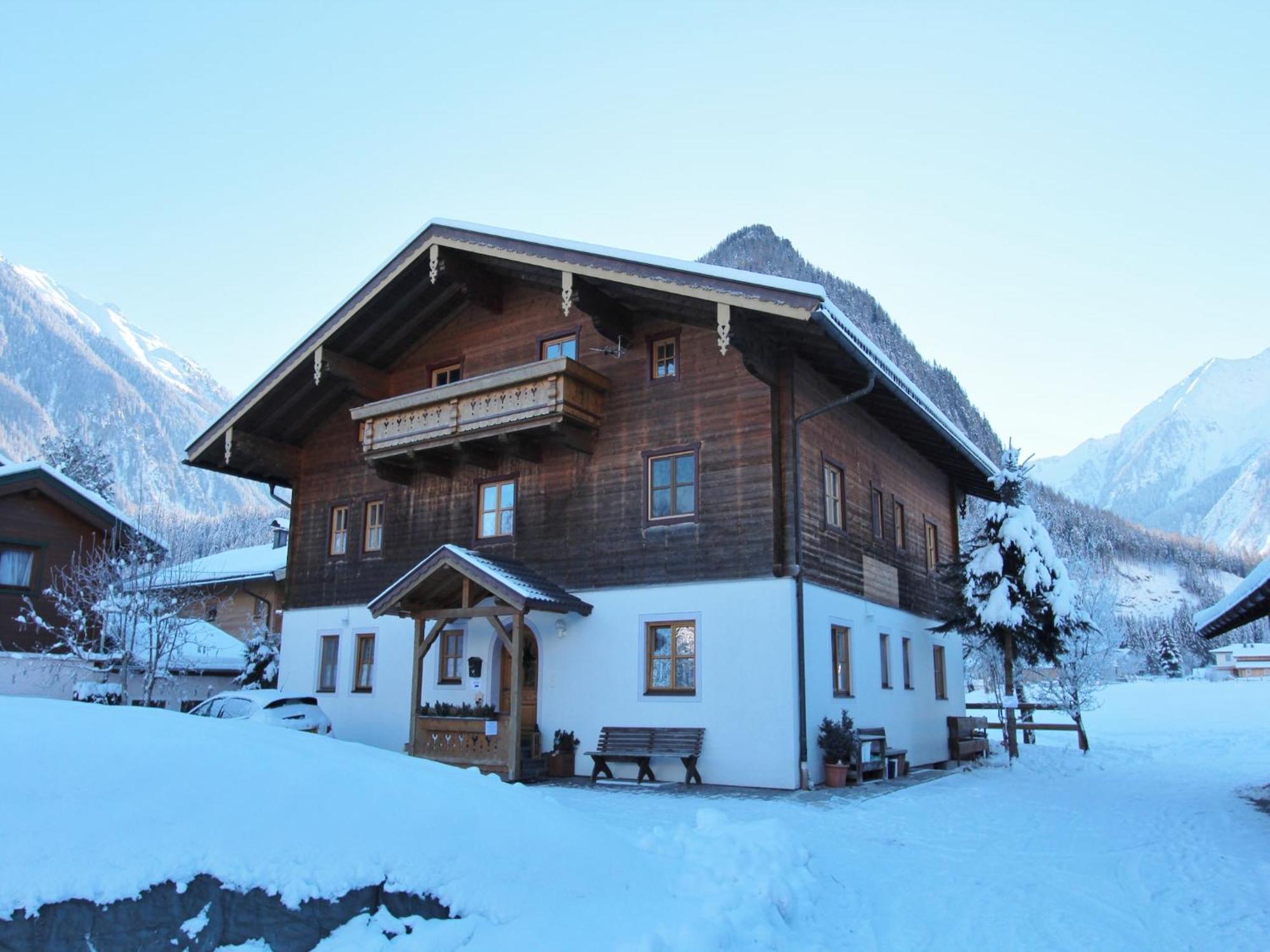 Serene Cottage In Neukirchen Am Gro Venediger Neukirchen am Großvenediger 외부 사진